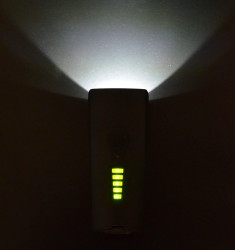 Far cu Acumulator SMART Touring 25 Lux 180 Lumeni - Img 4