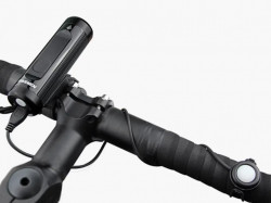 Far RAVEMEN CR900 USB 900 lm Negru