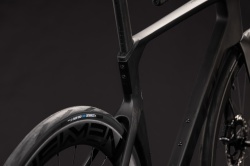 BICICLETA CUBE LITENING AERO C:68X RACE CARBON CHROME 2027 52 cm - Img 4