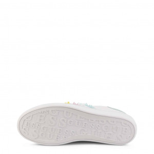 Guess woman sneakers дамски кецове бяли с капси