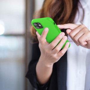 Husa pentru Apple iPhone 12 / iPhone 12 Pro, Silicon, Verde, 53938.159, kwmobile - Img 5