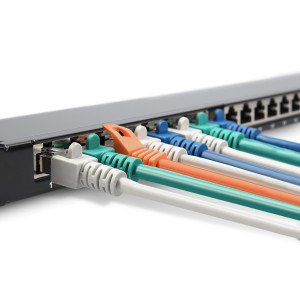 Patch Panel Cat6 cu 24 porturi RJ45 si montare in rack, Kwmobile, Negru, Metal, 48307.01.01 - Img 3