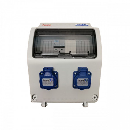 Tablou electric Famatel echipat cu 2 prize monofazate schuko 16A, 9L IP54 cu aparataj automat Eaton