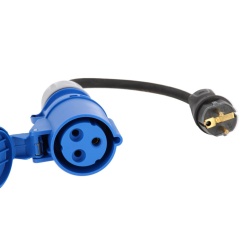 Adaptor stecher schuko 16A 230V la cupla industriala 3P 16A 230V IP44 Famatel