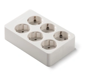 Capat prelungitor 6 prize schuko 230V 16A patrat Famatel