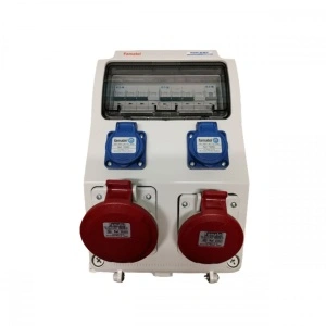 Tablou electric Famatel echipat cu 2 prize trifazate 5P 16A + 2 prize monofazate schuko 16A, 9L IP54 cu aparataj automat Eaton