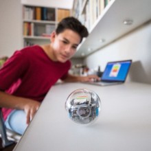 Bila robotica Sphero Bolt