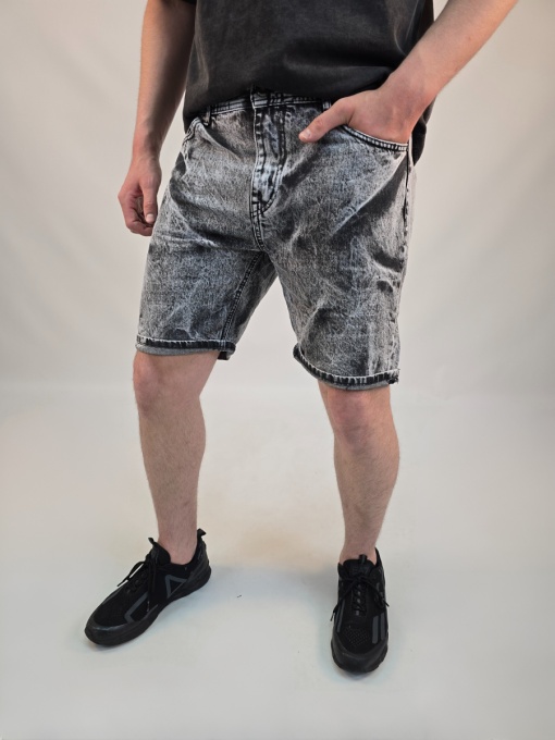 Мъжки къси дънки в сиво с Acid Wash ефекет