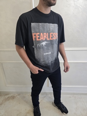 Мъжка тениска в сиво FEARLESS с щампа на акула
