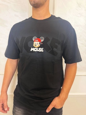 Мъжка тениска в черно Mickey с щампа и надписи