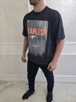 Мъжка тениска в сиво FEARLESS с щампа на акула