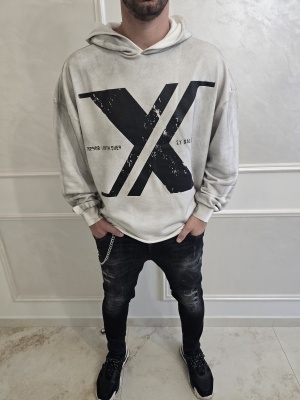 Мъжко худи в бяло-сиво с качулка голяма предна щампа X и надписи на гърба
