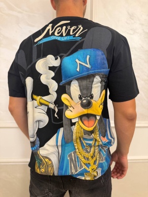 Мъжка тениска в черно Goofy с щампа и надпис