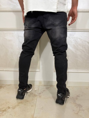 Мъжки тъмносиви дънки slim fit с накъсан ефект MD76