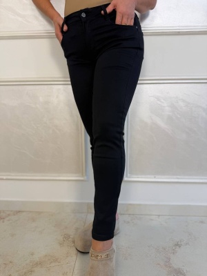 Дамски панталон тип дънки Slim Fit в черно