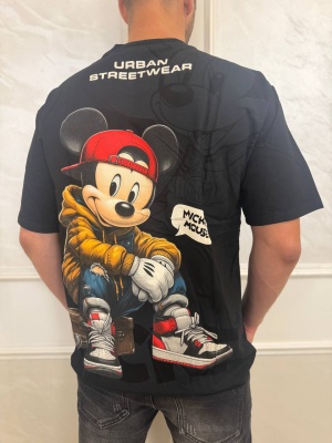 Мъжка тениска в черно Mickey с щампа и надписи