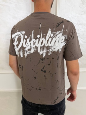 Мъжка тениска Discipline в цвят таупе