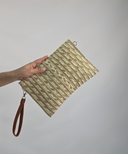 Ръчно изработен плик "Bag to Bag" - естествен стил и елегантност в съчетание бежово-златист цвят - Img 4