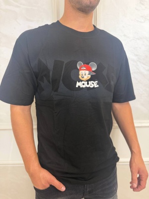 Мъжка тениска в черно Mickey с щампа и надписи