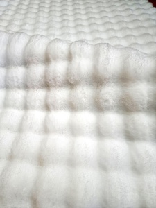 Covor Pufos,SOFTLINE, Rabbit, Imaculat , Living, Dining room, Sufragerie, Dormitor, Hol , culoare Alb - Img 3