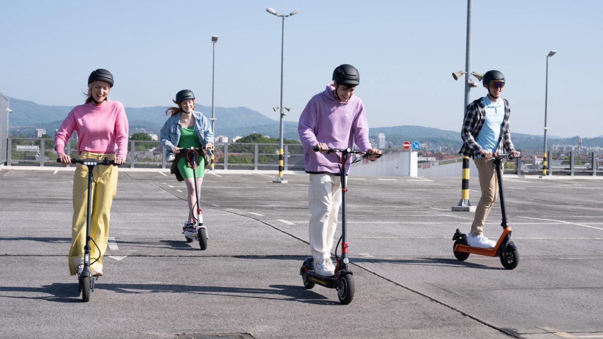 Tricicletă electrică pentru adulți: când are mai mult sens decât o trotinetă electrică