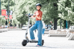 Trotineta Electrica MS ENERGY Flare X – Dual Motor 2×800W, Autonomie 70 km, Baterie 52V 18Ah - Img 18