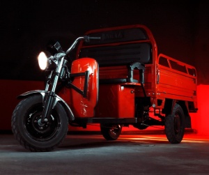 Voltarom Hercules, Motor 3900W, 72V, 45Ah, viteza maxima 45 km pe ora, pana la 50km autonomie, Cu Permis, Triciclu Electric, Rosu - Img 8
