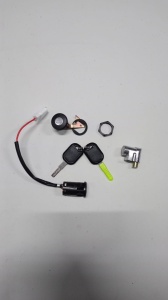 Contact cu cheie APM2 triciclu electric APM2