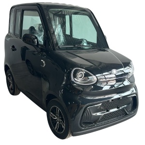 Mașină electrică NEW Q-EN NEGRU – cu 2 locuri, baterie Li-Ion detașabilă 64V/100Ah, autonomie până la 120 km (Copy 2)