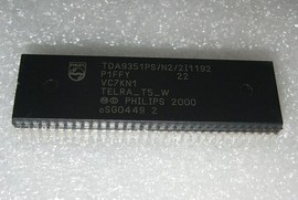 TDA9351PS/N2/2I1192 tlr bi1