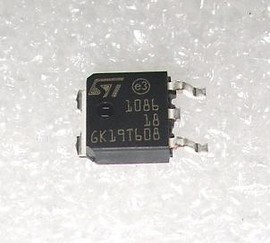 LD1086DT18 ST® jb3