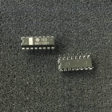 HA11251 Hitachi le2