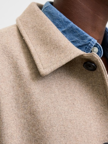 Jack & Jones Palton scurt barbati, JEHARRIS, cu guler inalt si 2 buzunare oblice, Maro deschis - Img 4