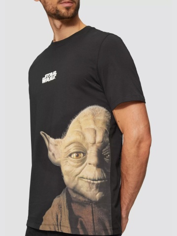s.Oliver Tricou barbati cu imprimeu text Star Wars, la baza gatului, croiala Regular Fit, Negru - Img 4