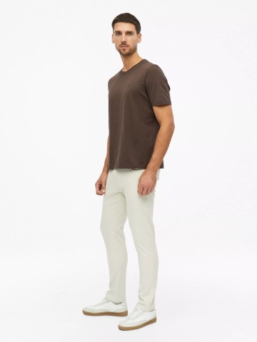 s.Oliver Tricou barbati din bumbac, cu decolteu la baza gatului, Regular fit, Maro - Img 4