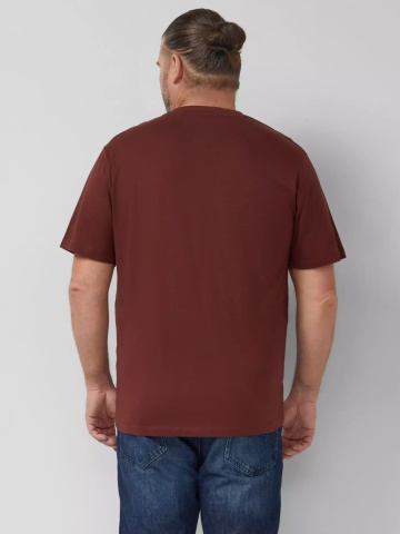 s.Oliver Big Sizes Tricou barbati big sizes, cu decolteu la baza gatului si imprimeu cu text, Rosu inchis - Img 2
