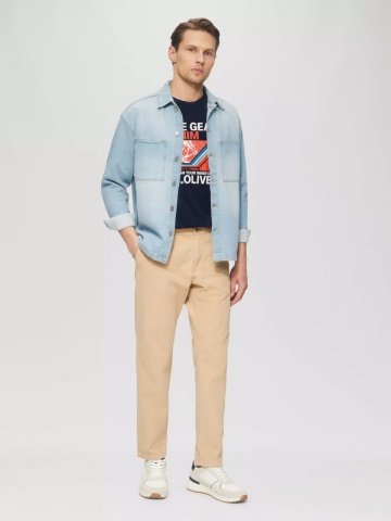 s.Oliver Tricou barbati cu imprimeu text Unleash your inner drive, croiala Regular Fit, Bleumarin inchis - Img 4