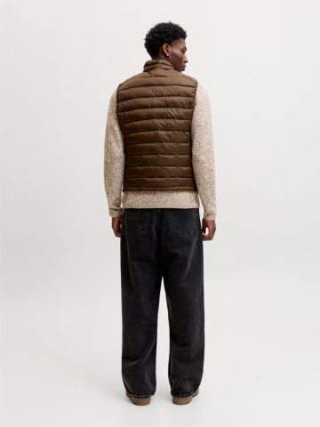 Jack & Jones Vesta barbati fara gluga cu guler inalt, Regular fit, JJEKINGSLEY, Maro - Img 7