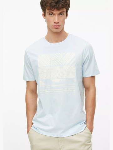s.Oliver Tricou barbati, din bumbac, cu imprimeu frontal, Albastru deschis - Img 3