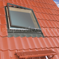 Fereastra luminator FAKRO WLI