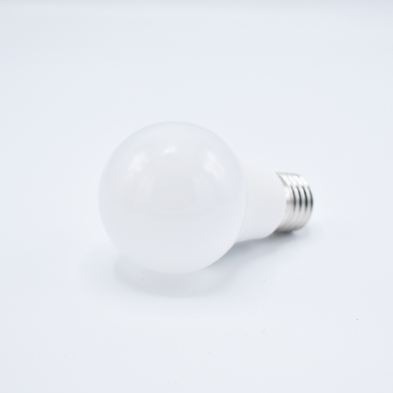Bec LED V-TAC, E27, 8.5W(60W), 806 lm, lumina rece (6500K), opal, clasa energetica F - 3 | YEO
