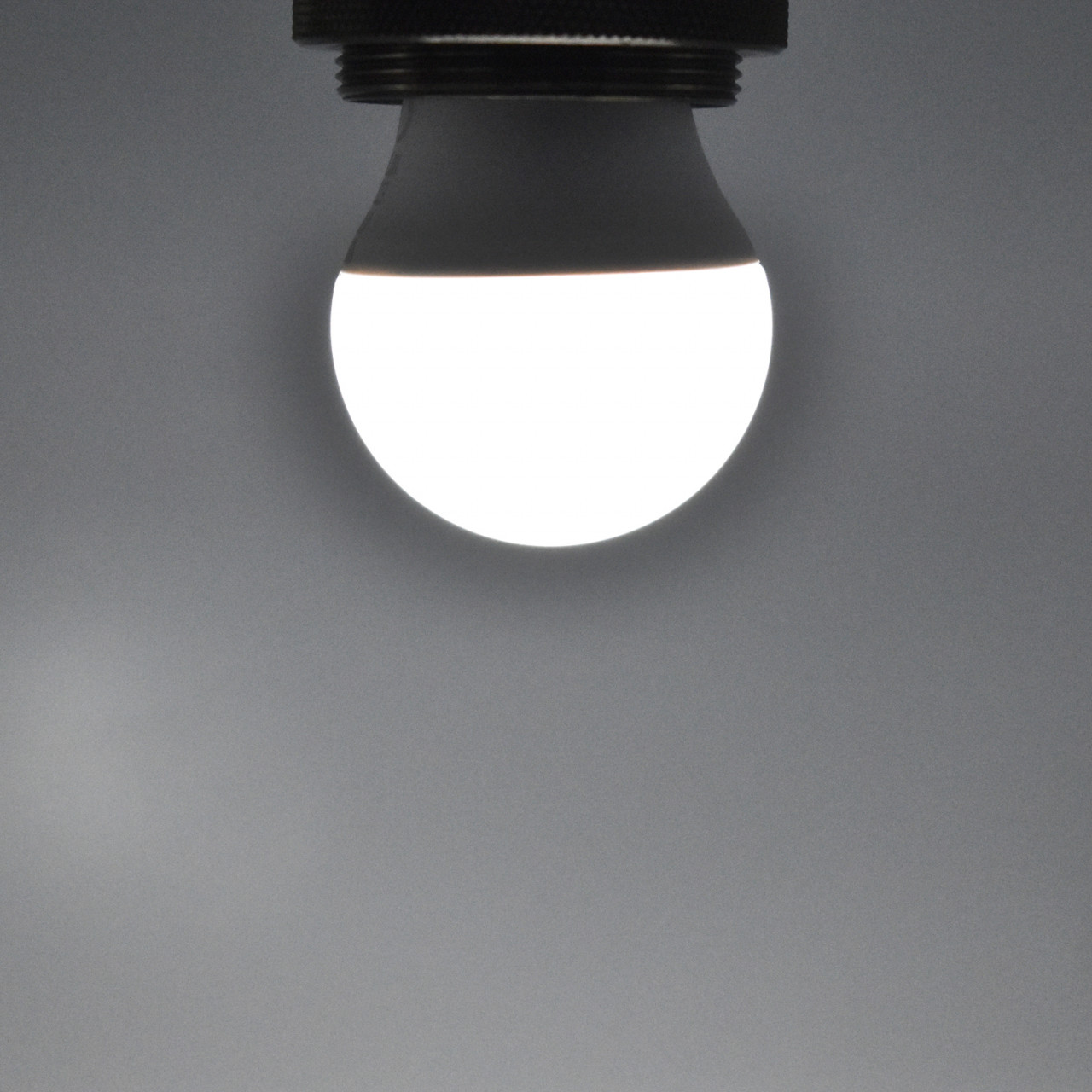 Bec LED 4.5W(40W) V-TAC, G45, E27, 470 lm, lumina rece (6500K), clasa energetica F