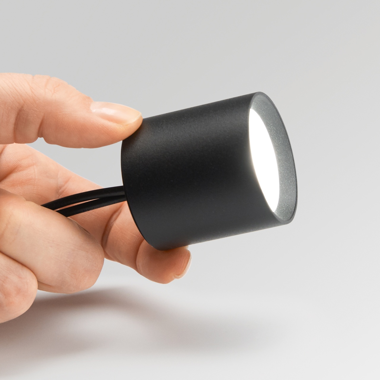 Spot LED Nitro rotund D04, 4W, 210lm, lumina calda (2700 K), IP20, dimabil, negru, Ideal Lux - imagine 2