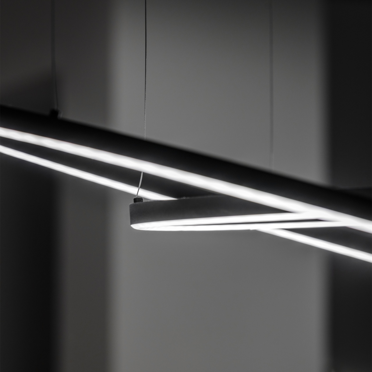 Lustra LED Oracle Slim rotunda D090, 53W, 2470lm, lumina neutra (4000 K), IP20, neagra, Ideal Lux - imagine 4