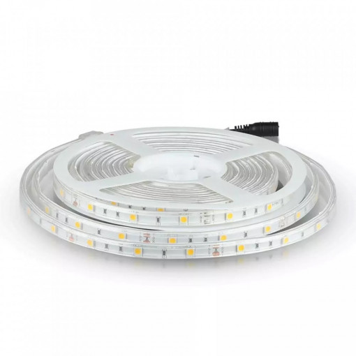 Banda led 12V RGB 5050, 4.8w/m, 30 leduri/m, 500lm/m, IP65 cu protectie la umiditate