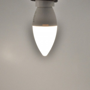 Bec LED lumanare 7W (45W) cip Samsung, E14, C37, 600 lm, lumina neutra (4000K), opal, V-TAC