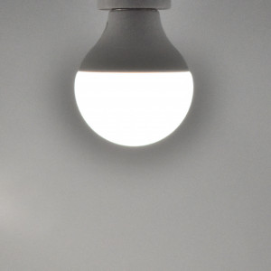 Set 6 becuri LED sferice 4.5W (40W), E14,  P45, 470 lm, lumina neutra (4000K), opal, V-TAC