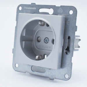 Priza simpla cu impamantare si protectie copii, 16A, IP20, Argintiu, Panasonic Arkedia Slim\ Karre Plus