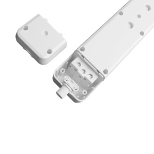 Bloc multipriza Braytron, 3 prize, cu intrerupator, protectie copii, alb [4]- savelectro.ro