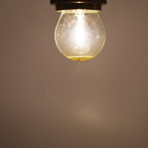 Bec led sferic Vintage filament 1.3W (10W), E27, 55lm, lumina calda (2700K), clar, Kobi